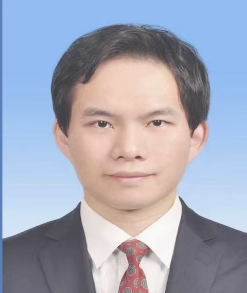 Senior Research Fellow Barack Lujia Bao